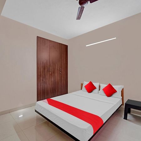 Hotel O Grand Residency Gūduvāncheri Exteriér fotografie